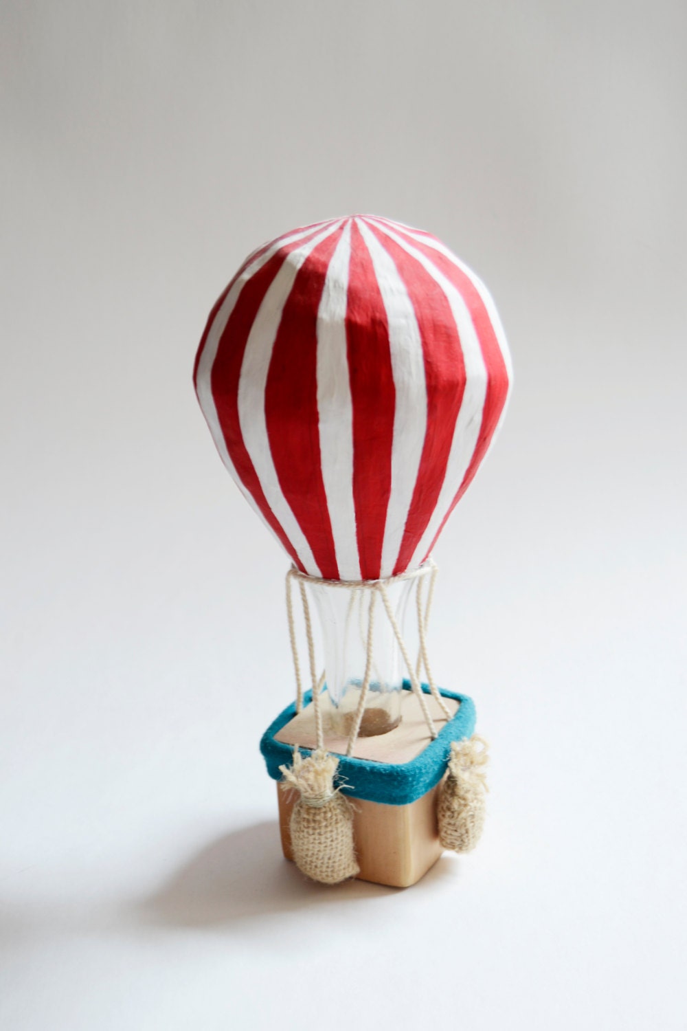 Hot Air balloon papier mache home decoration remodeled wine