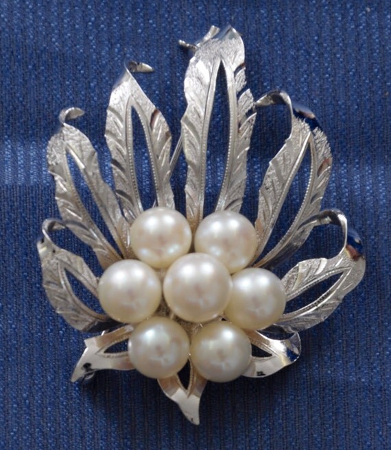 Antique Brooch signed silver 7 cultured pearls by HersMineItems