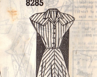 1940s Mail Order 8285 Vintage Sewing Pattern Misses Shirtwaist Dress Size 12 Bust 30