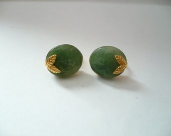 Vintage Trifari Earrings Carved Jade Flower Clip On Gold Tone Metal Signed Crown Small