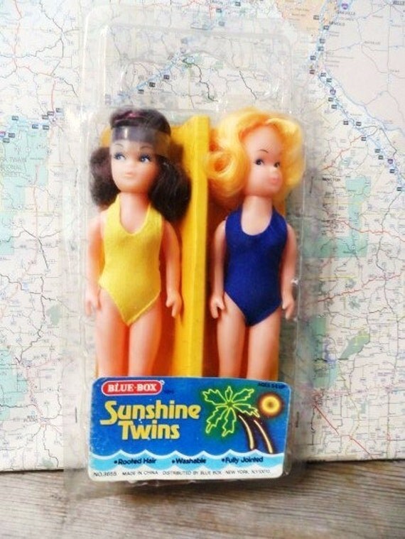 SUNSHINE TWINS by Blue Box ToysNew Old Stockin Original