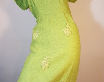 FREE SHIPPING 1950 Wiggle Hourglass Dress