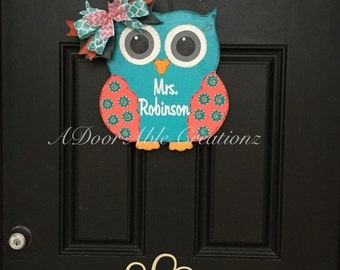 Owl Door Hanger, Teacher Owl Door Hanger, Teacher Gift, Nursery Owl Door Hanger,Back to School Door Hanger,New Teacher Gift,Classroom Decor