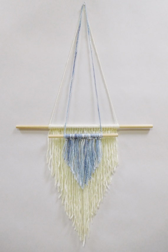 Yarn wall hanging woven wall weaving macrame hanging by Delekselja