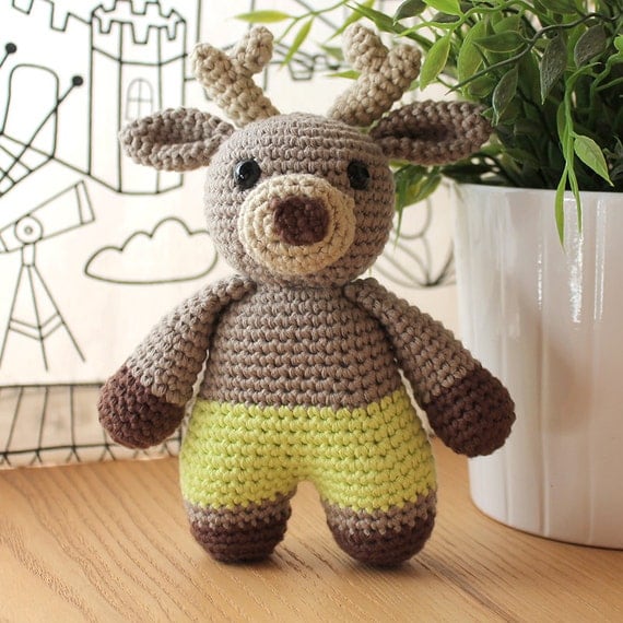 Reindeer - Animalius. Amigurumi Pattern PDF.
