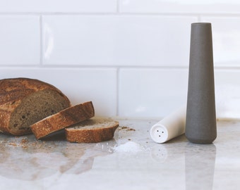 Salt and pepper, modern Ceramics, stoneware, minimalist, ceramic salt and pepper shakers, Basalt, dinner table, kitchen ware, kitchen decor