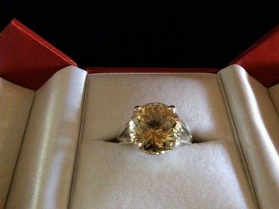 Oregon Sunstone ring beautiful champagne approximately 3.5cts! natural untreated, mined by hand, crafted by hand, Perfect ring!
