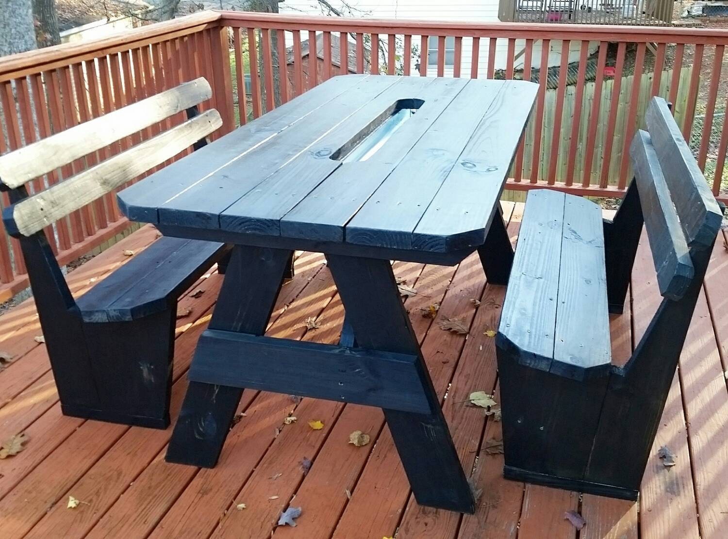 7ft Picnic table with Wine chiller