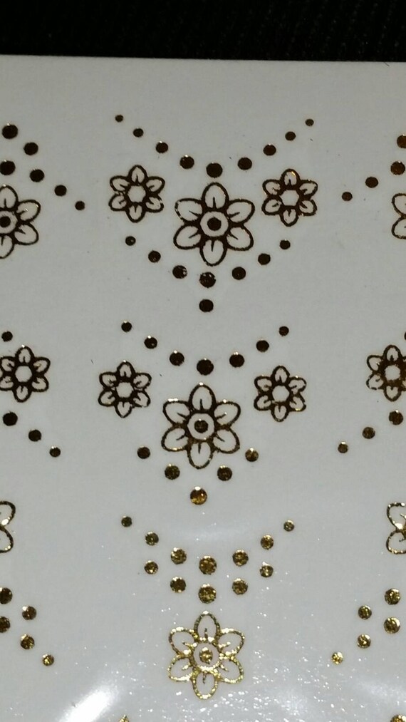 Daisy chain water slide nail art decals by