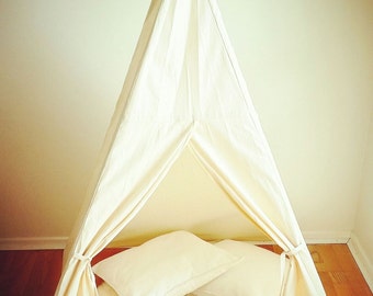 Children's Teepee / Play Tent / Play House