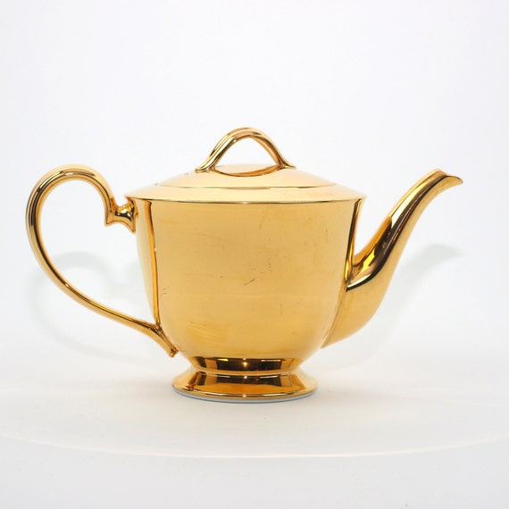 Noritake Teapot with Solid Gold Toned Overlay White