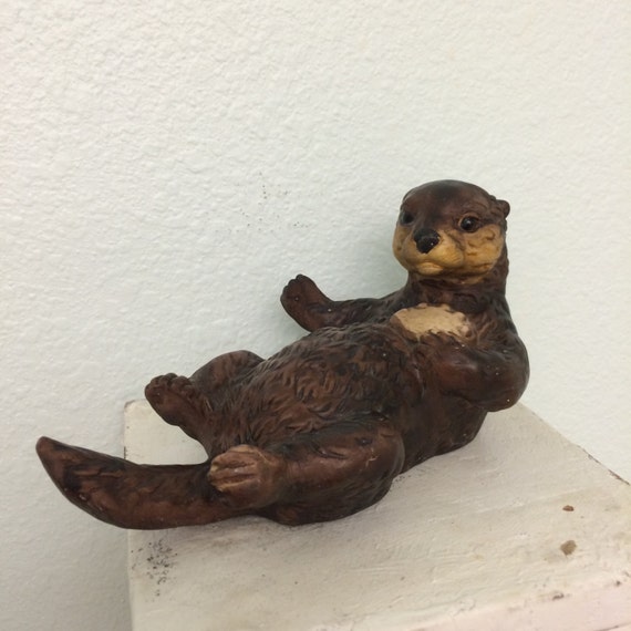 porcelain otter
