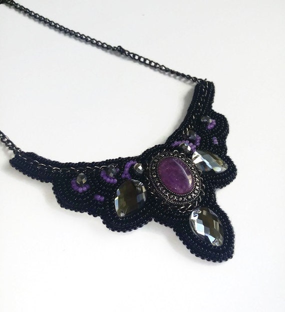 bead embroidery necklace