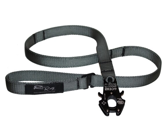 Lightweight Adjustable Tactical FROG Leash handmade by RogueK9LLC