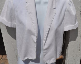 Clearance Item 40% off*******Vintage 1970s White Oops California Short Sleeved Summer Jacket