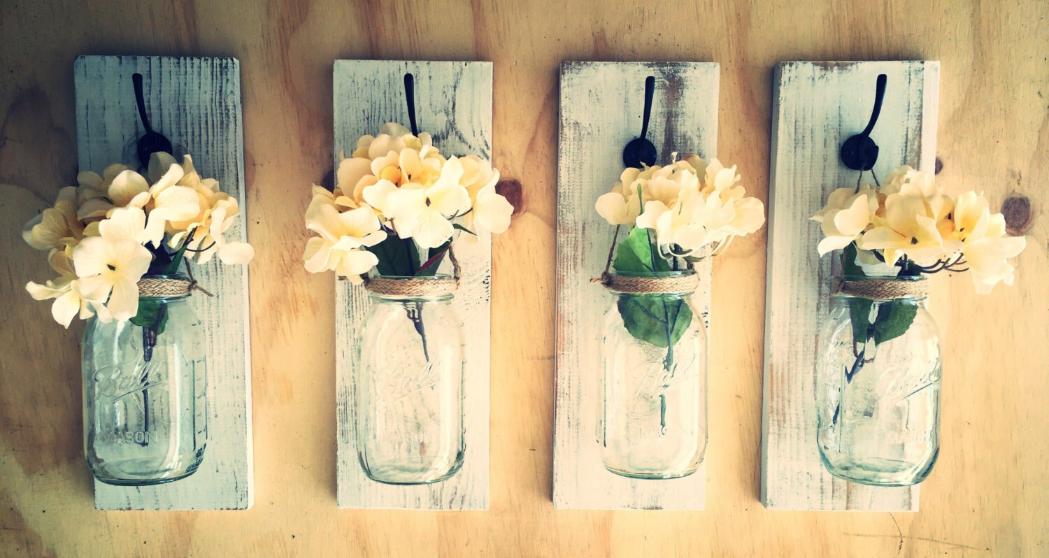 Mason jar flower holder