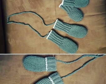 Baby, toddler, infant mittens, thumbless mittens attached crocheted ; Joffre Baby Mittens