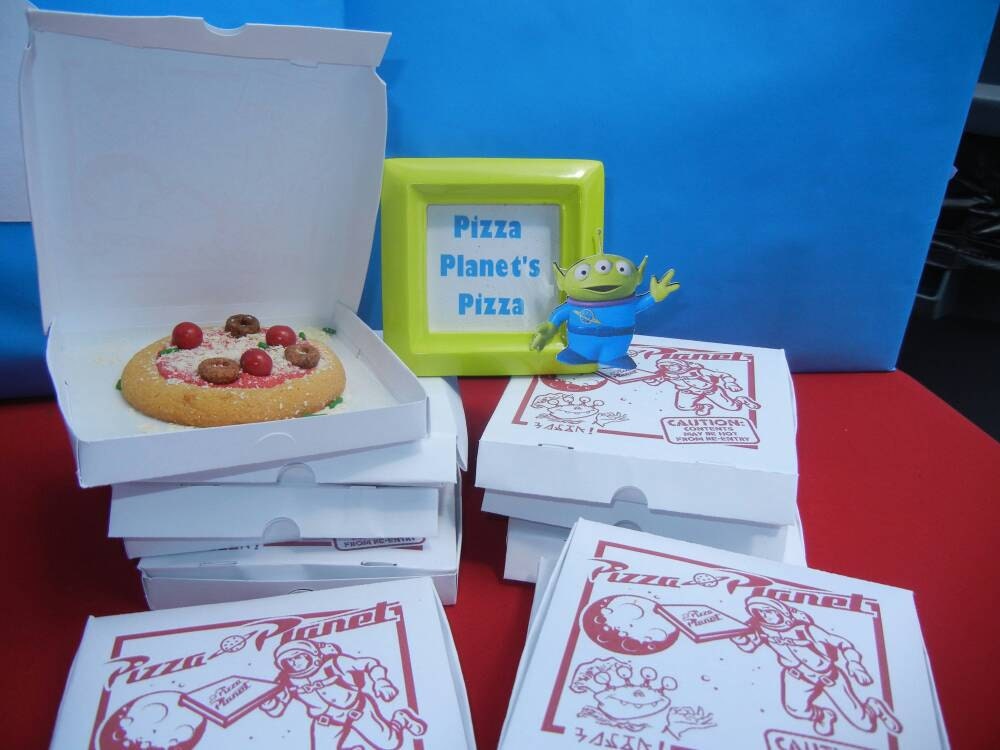 toy story pizza planet pizza