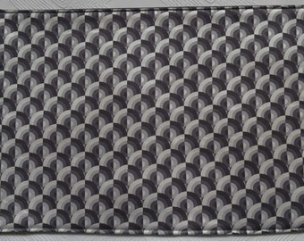 2 placemats/2 potholders Geometric design, reversible placemats, placemats, linens,cloth placemats, gift, birthday gift, gray