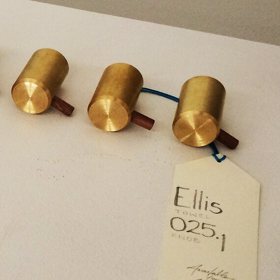 Items similar to Ellis Series Towel Knob on Etsy