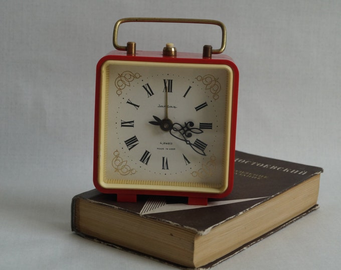 Vintage, table, mechanical watch Amber- retro alarm clock USSR- Vintage Soviet Union 1970- gift for others Christmas gift