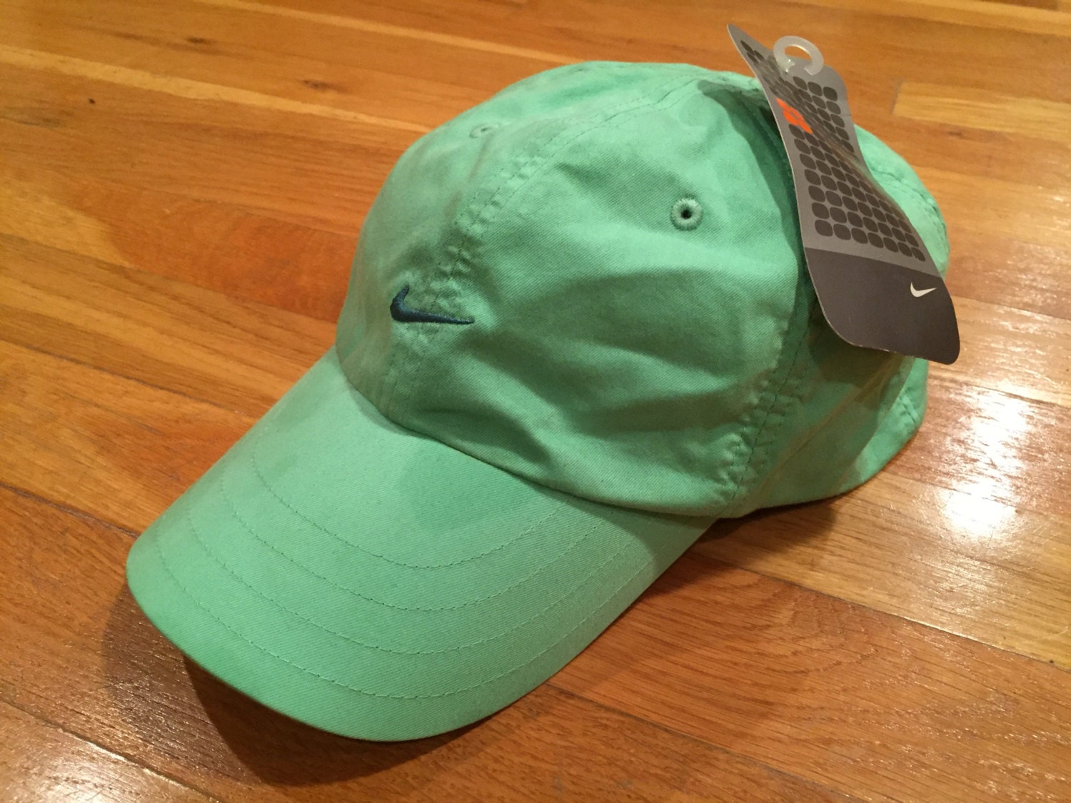 Nike green swoosh hat 594680303 Women's cap mint green