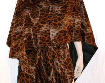 Wrap Faux Fur Stole, Spotted Faux Fur Stole, Animalier, Wrap Stole, Spotted Big Stole, Wrap Poncho, Stola Mantella Ecopelliccia Maculata