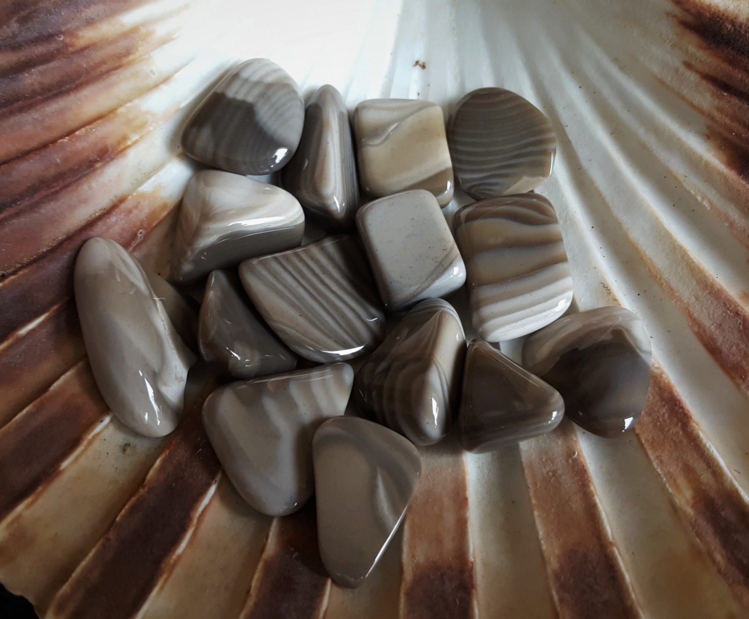 Polish flint Banded / striped flint Sleep well talisman Optimism