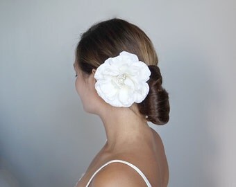 Bridal Hair Flower,Off white Hair Flower, Bridal Hair Piece, Flower Wedding Hair Piece, Bridal Hairpiece, Bridal Hair Accessory