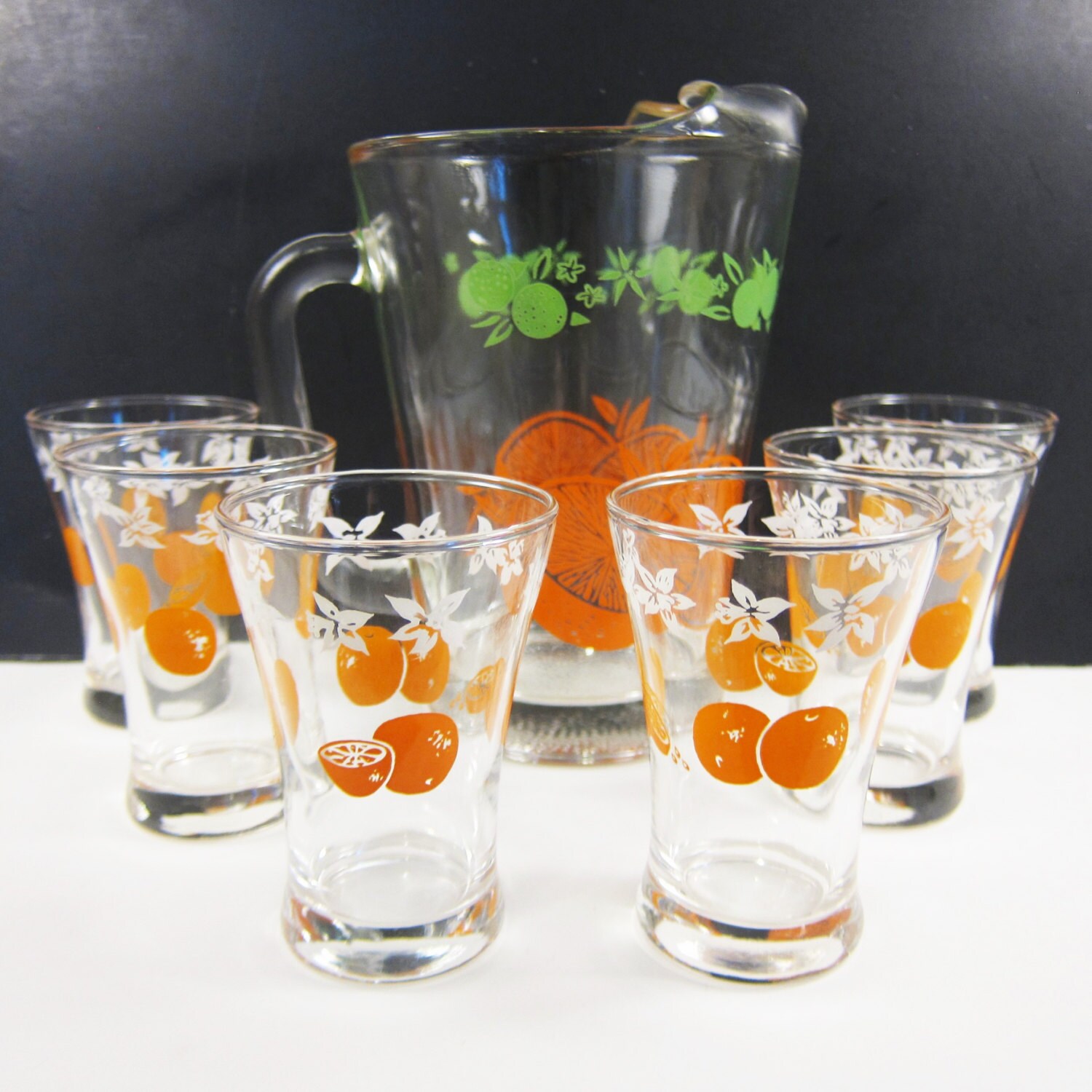 Vintage Juice Glasses and Pitcher Oranges Print Orange Green