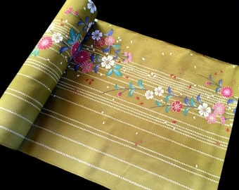 Vintage Japanese Kimono Fabric Chrysanthemums And Other Flowers Soft Khaki Green Ombre 14.6 inches x 1 Yard (37.2cm x 1 M)