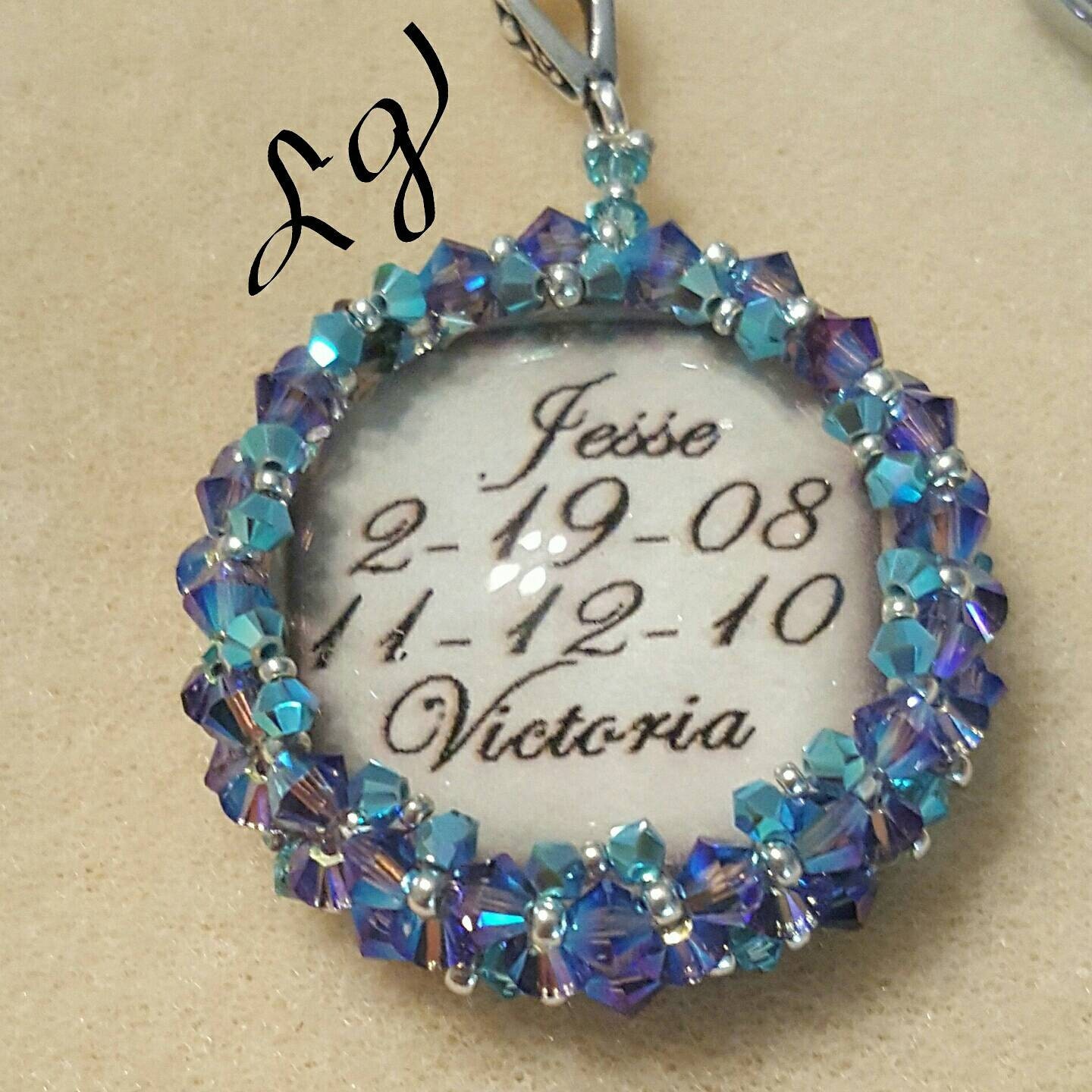 Custom Crystal Keepsake Personalized Pendant Wedding Gift