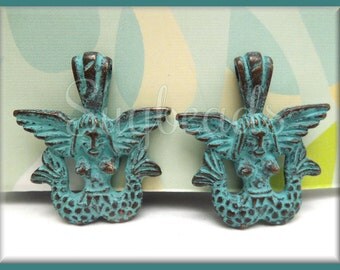 1 Sailor's Winged Mermaid w Green Patina - Sea Nymph Greek Muse Pendant 28mm MK8