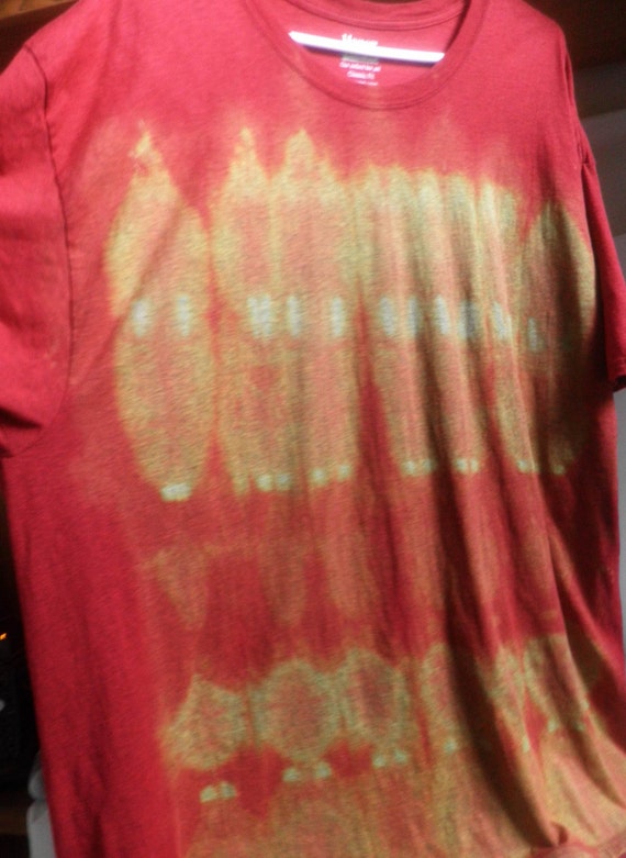 T-Shirt muted Tye-Dye Size 3XL Red golds and greens