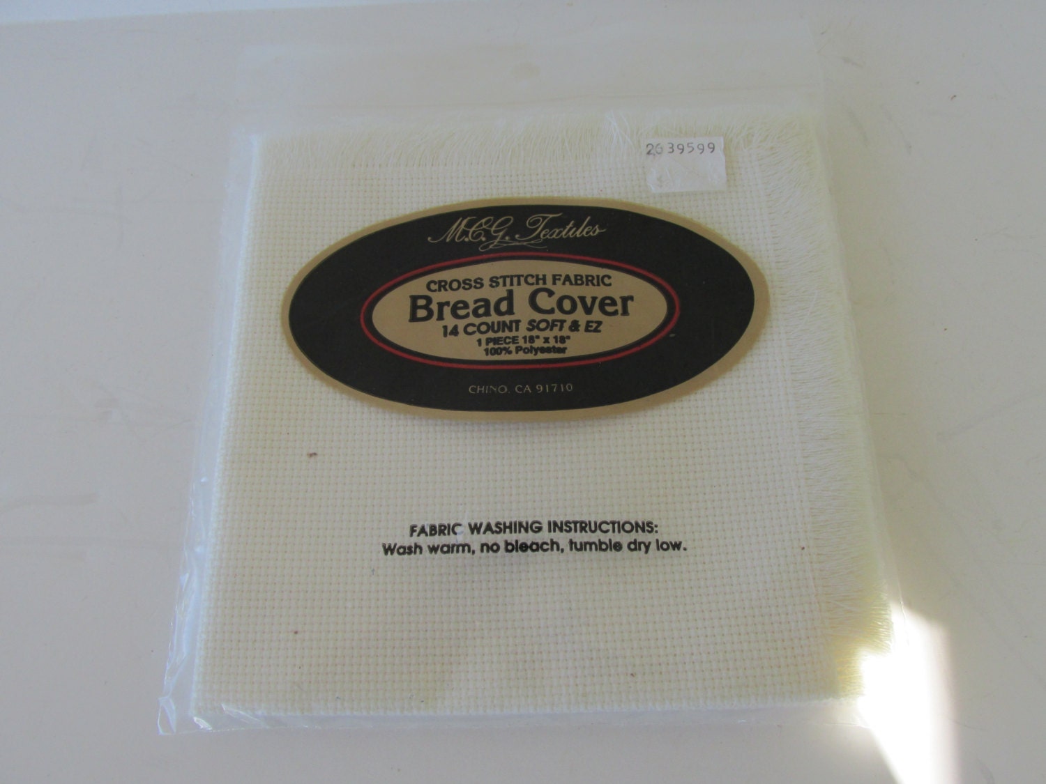 Bread Cover Ivory 18 x 18 14 count Aida fabric