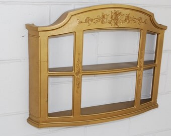 Vintage Gold Syroco Wall/ Curio Shelf - 1960's - Hollywood Regency