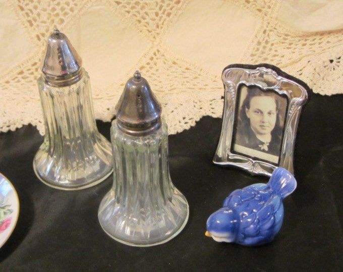 Art Deco Glass Salt and Pepper Shakers, Collectible 1940's Salt and Pepper Shakers, Larger Size Glass Shakers, Serving Set Salt and Pepper
