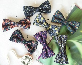 Wedding Set of 4 - 7 Floral Navy Men's Bow Ties, Groomsmen Bow Ties, Mismatched Wedding Bow Ties