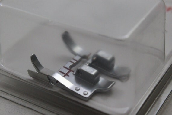 Nähfuß Für PFAFF Nähmaschinen Mit IDT System – Passend Für Viele Modelle (Hobby, Creative, Expression …)