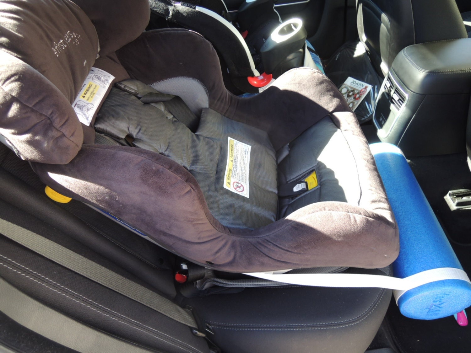 PATTERN Kids Car Seat Foot Rest Protects little legs from