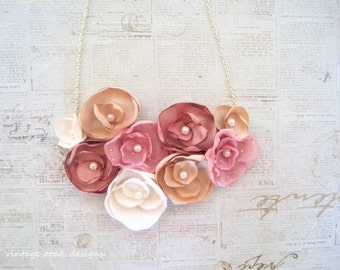 Statement Necklace,Bib Necklace, Blush & Champagne Bridal Jewelry, Floral Statement Necklace, Floral Bib Necklace, Summer Bridal Jewelry