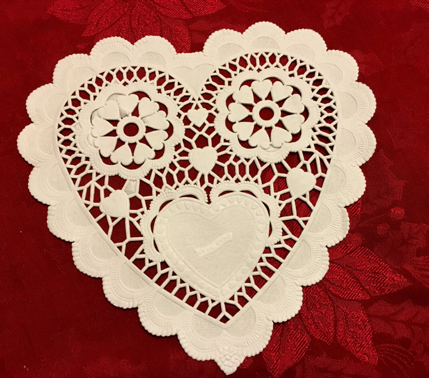 50 LARGE white heart shape paper doilies, doily heart banner, white