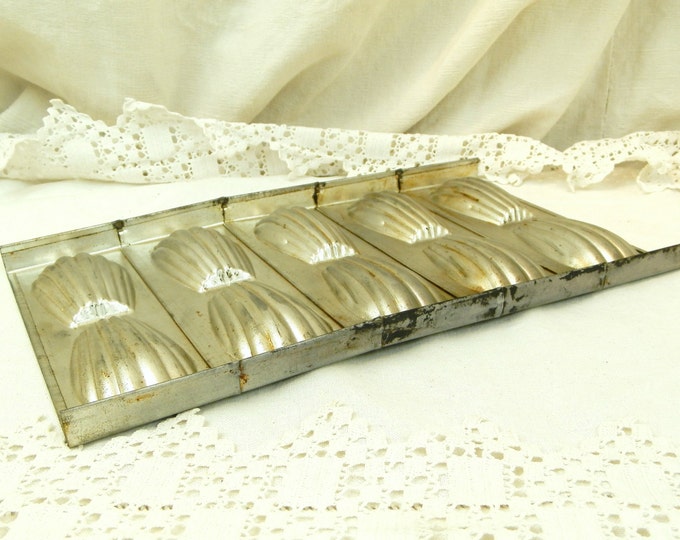 Vintage French Madeleine Cake Mold / French Baking / French Decor / French Baking Tin / Kitchenware / Kitchenalia / Cooking / French Kitchen Vintage French Madeleine Cake Mold / French Baking / French Decor / French Baking Tin / Kitchenware / Kitchenalia / Cooking / French Kitchen