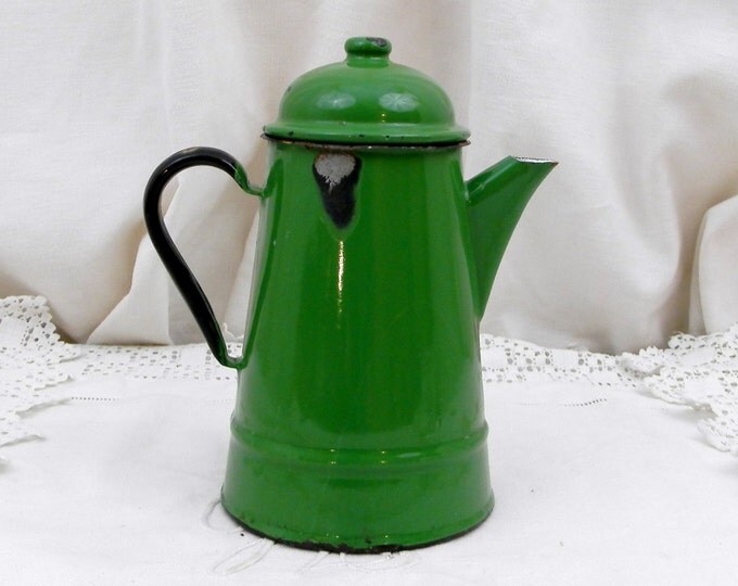 Antique Green Enamelware Cafetière / Coffee Pot / French Country Decor / Retro Vintage Home Interior / Enamel / kitchenalia Cottage Kitchen