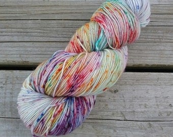 Speckled hand dyed yarn, multicolor hand dyed yarn, sock yarn, superwash merino, fingering yarn, speckled sock yarn