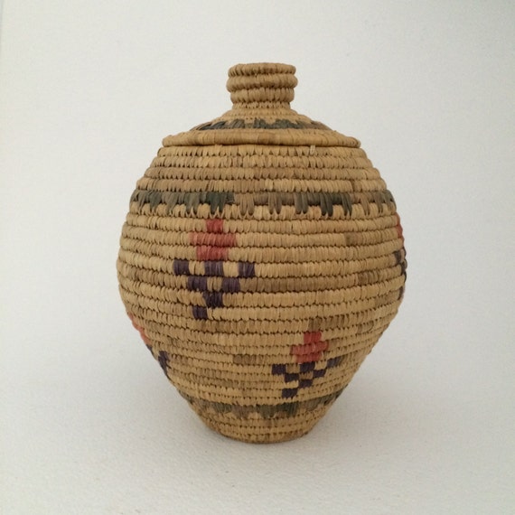 Items similar to Native American Alaskan Grass Basket/Lidded/Vintage