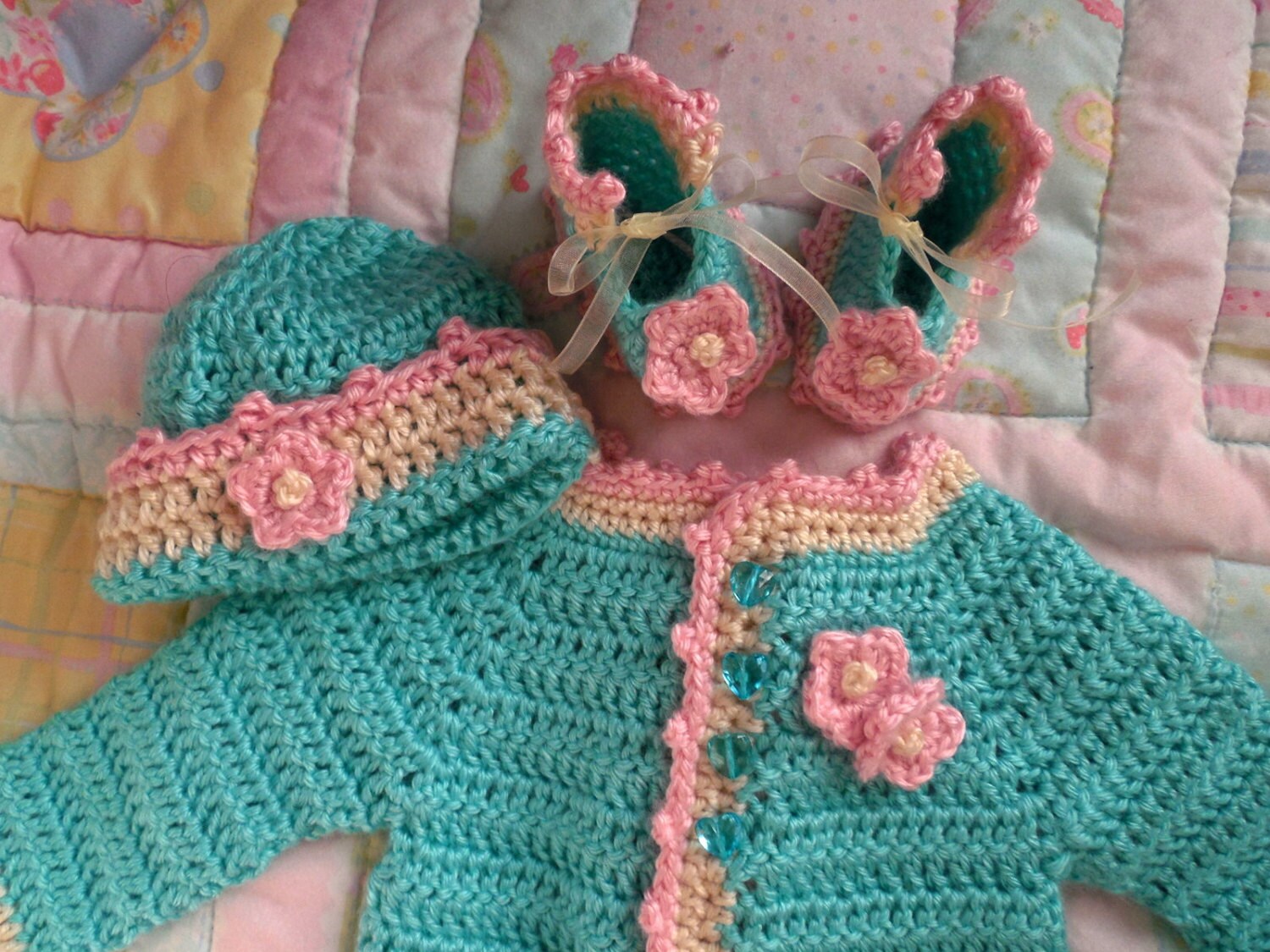 Crocheted baby girl sweater pink baby sweater set pink robins