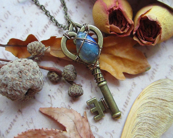 Magical skeleton key necklace "Key to my dreams" with blue Labradorite. Custom chain length.