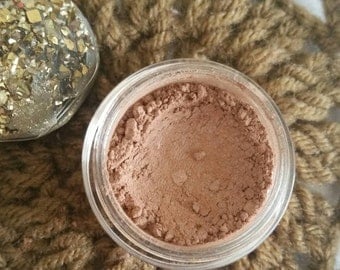 Matte Eyeshadow - Eyeshadow - Eyeshadows - Organic Eyeshadow - Organic Eyeshadows - Eye Shadow - Eye Shadows - Almond Eyeshadow - Powder
