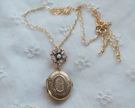 Antique Victorian Locket Pendant